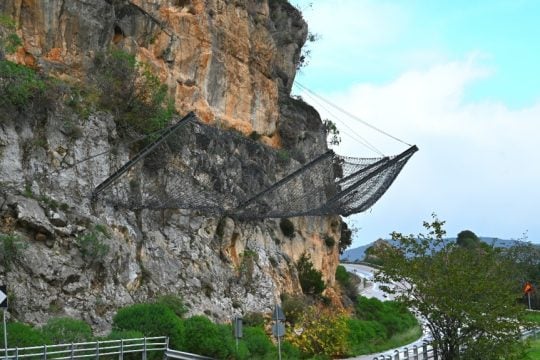 Κατολισθήσεις από την κακοκαιρία Daniel στην Τροιζηνία